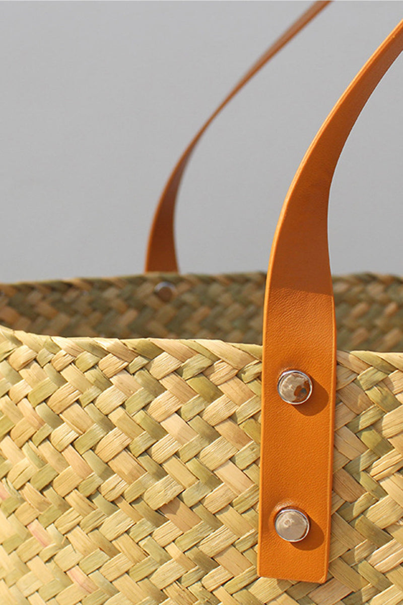 Polished Bag with an Effortless Classic Look