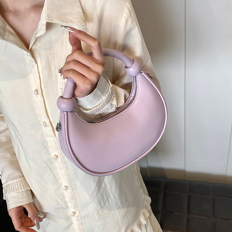 Effortlessly Elegant Bag with a Timeless Design