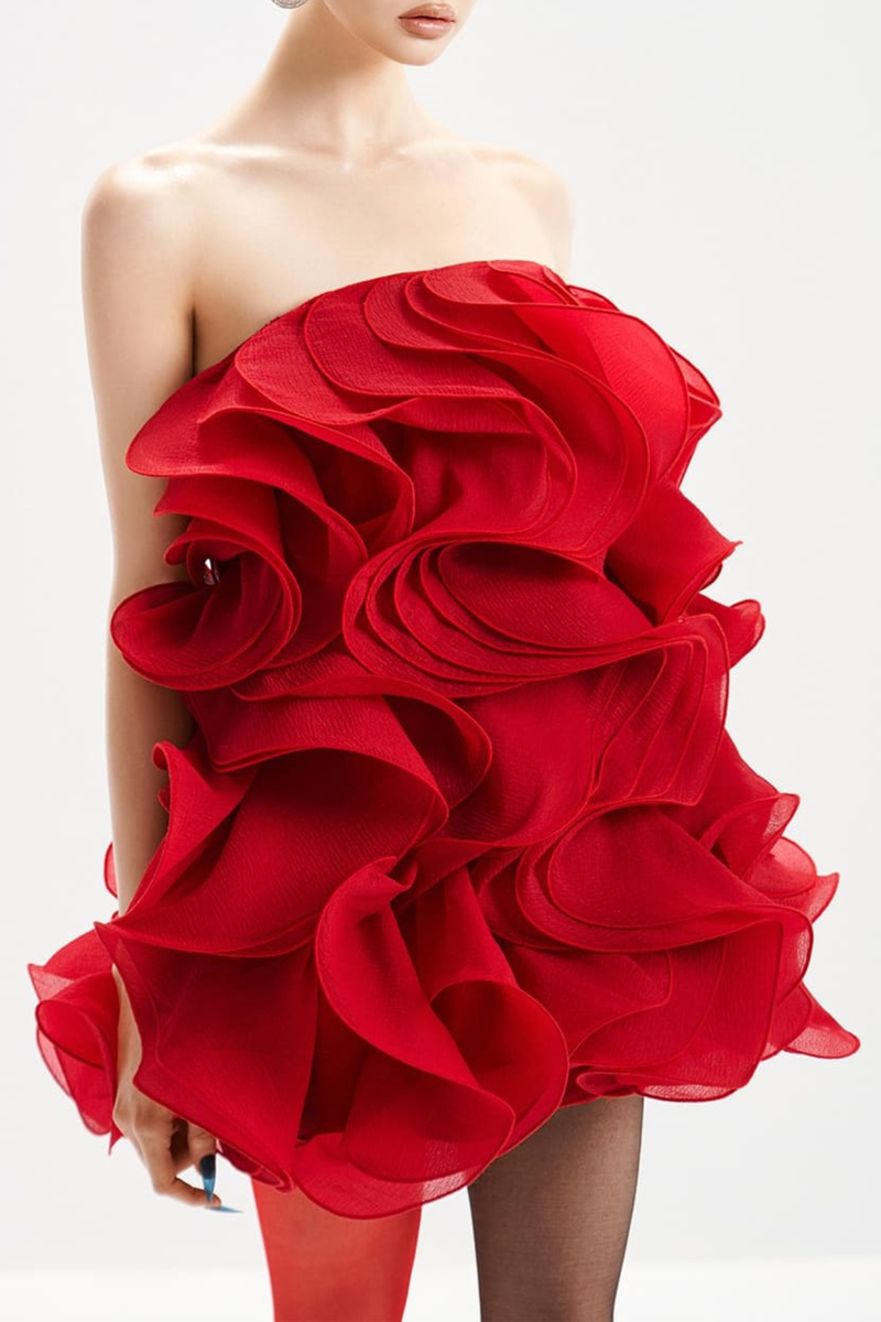 Beautifully Crafted Dress in a Classic Style