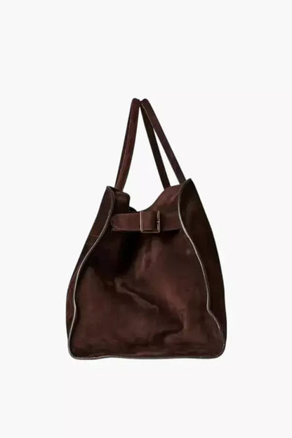Sophisticated Bag with a Clean Classic Look