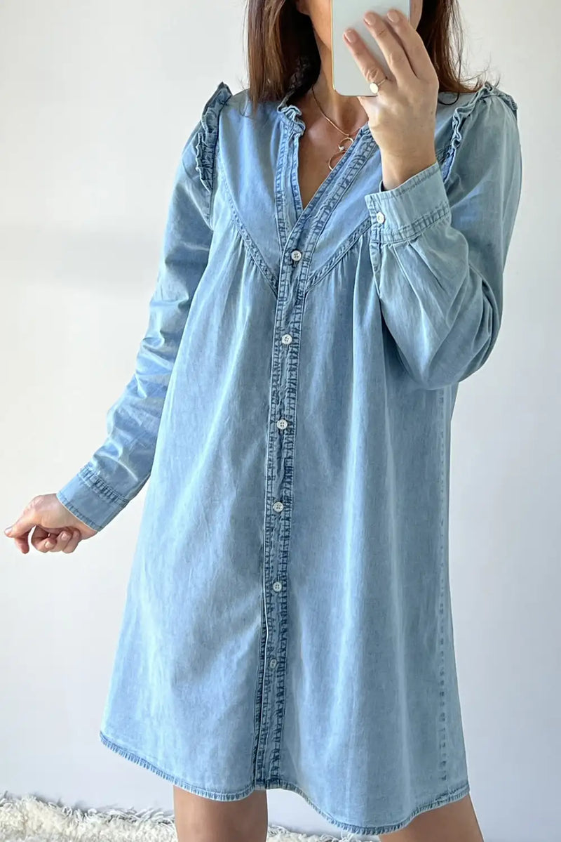 Classic Vintage Dress with a Flattering Fit