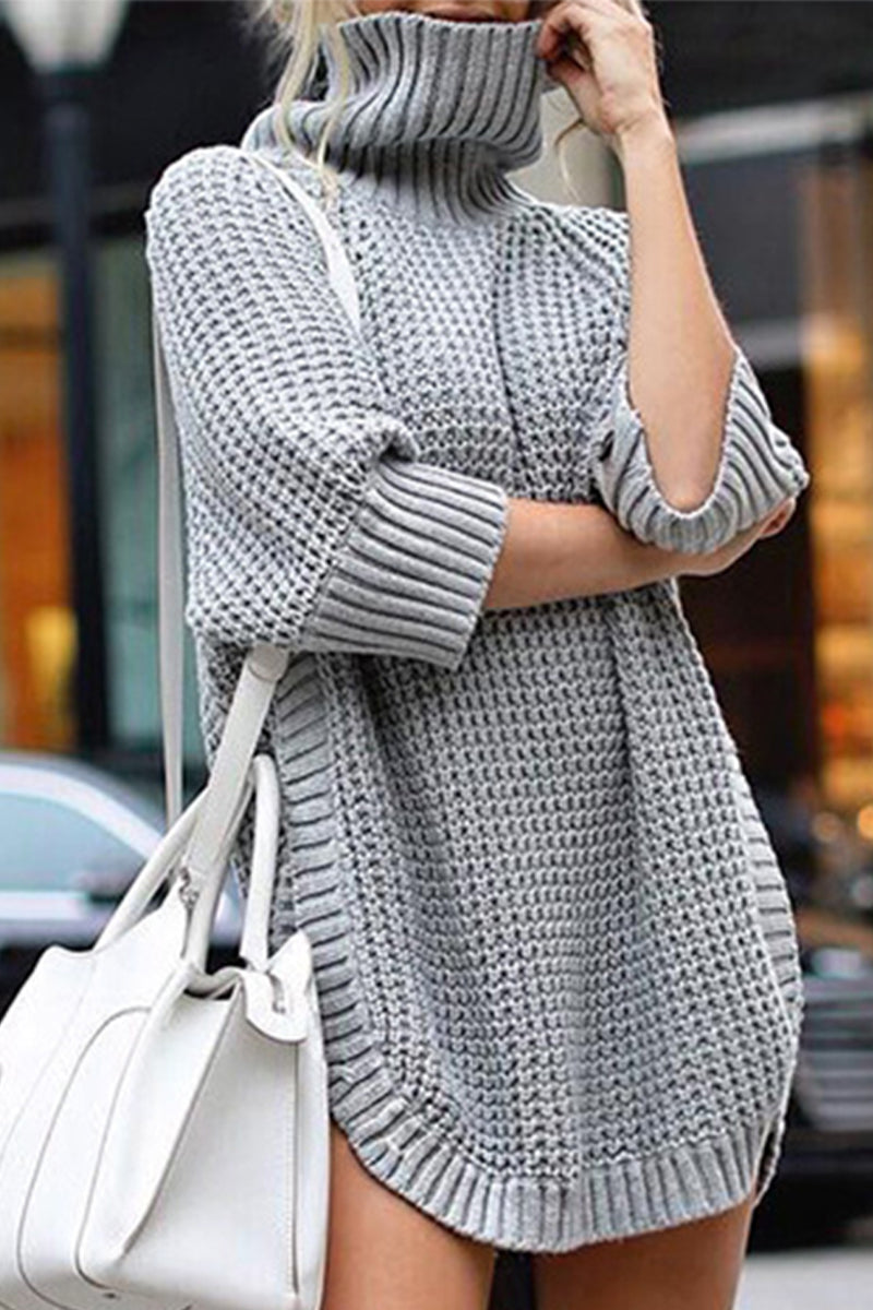 Effortlessly Elegant Top with a Timeless Design