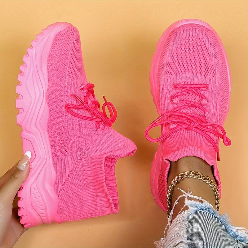 Classic Vintage Sneakers with a Flattering Fit