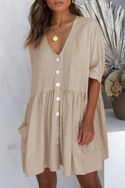 Effortlessly Elegant Dress with a Timeless Design