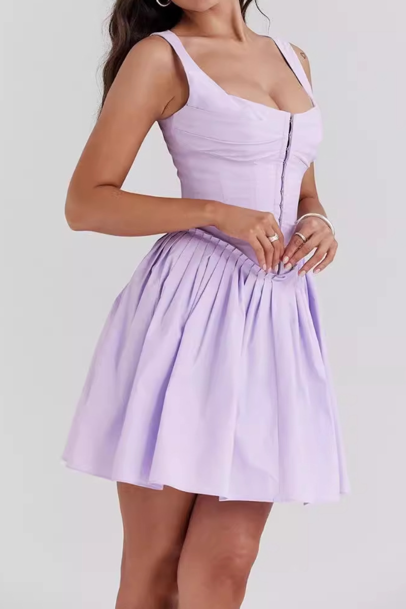 Polished Dress with an Effortless Classic Look