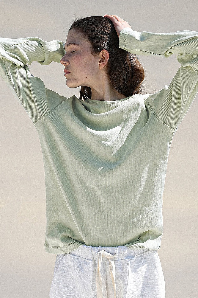 Effortlessly Elegant Top with a Timeless Design