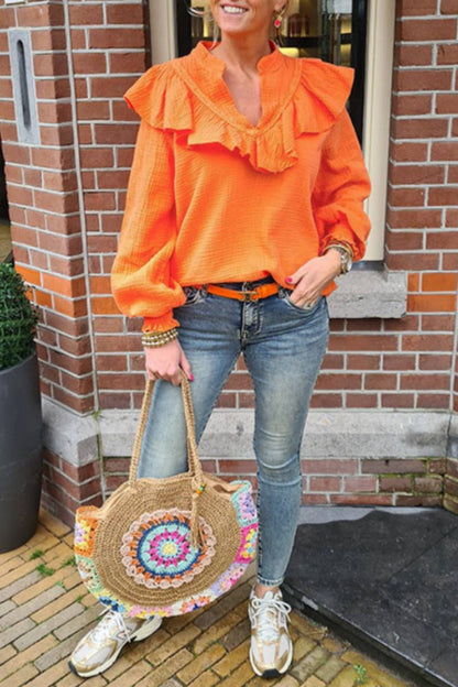Well Tailored Bag with a Graceful Silhouette