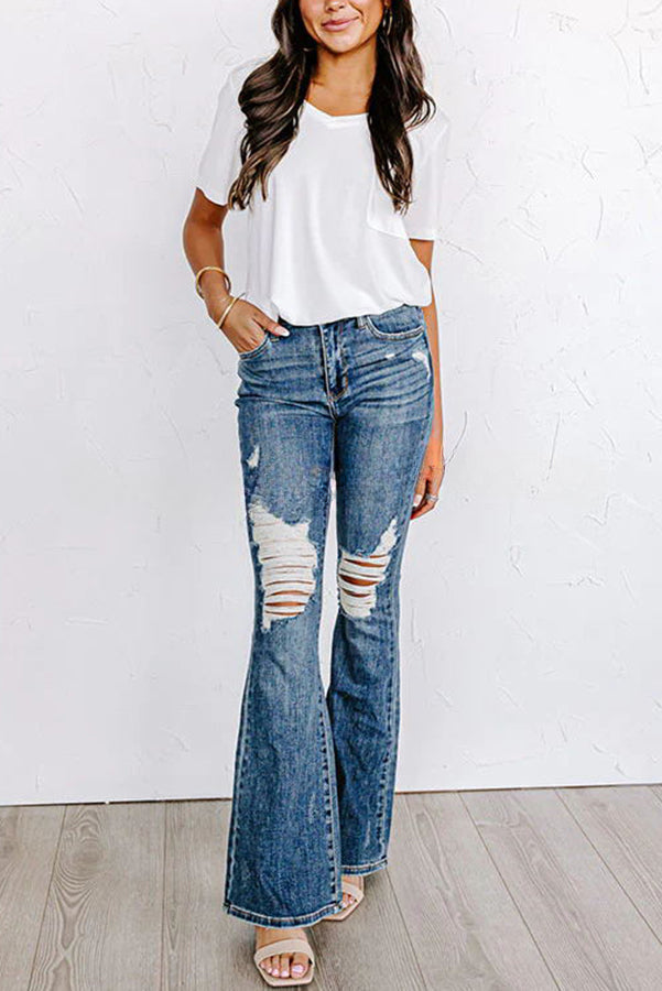 Sophisticated Garment with a Clean Classic Look