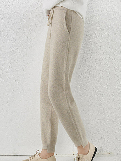 Well Tailored Pants with a Graceful Silhouette