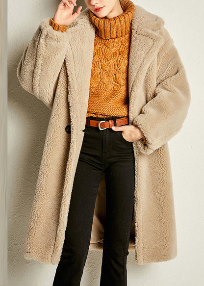 Beautifully Crafted Coat in a Classic Style