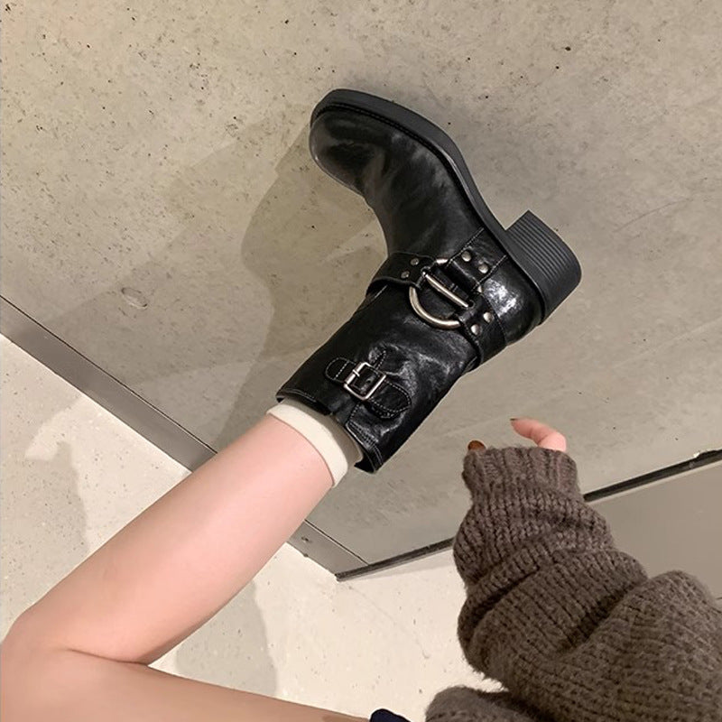 Classic Vintage Boots with a Flattering Fit