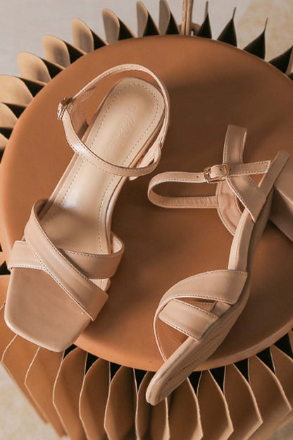 Polished Sandals with an Effortless Classic Look