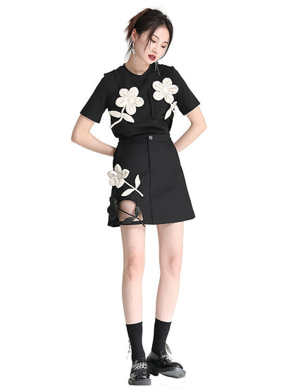 Well Tailored T-Shirt with a Graceful Silhouette