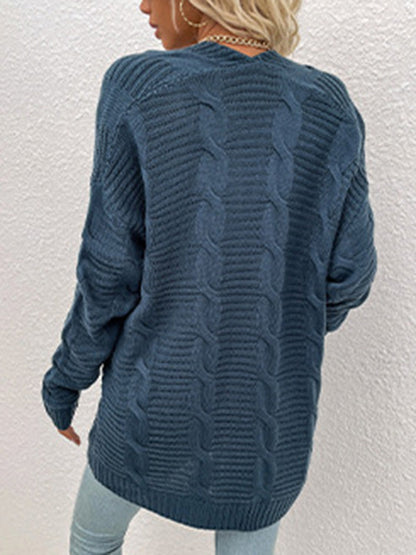 Well Tailored Cardigan with a Graceful Silhouette