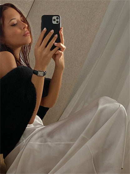 Gracefully Styled Garment for Any Occasion
