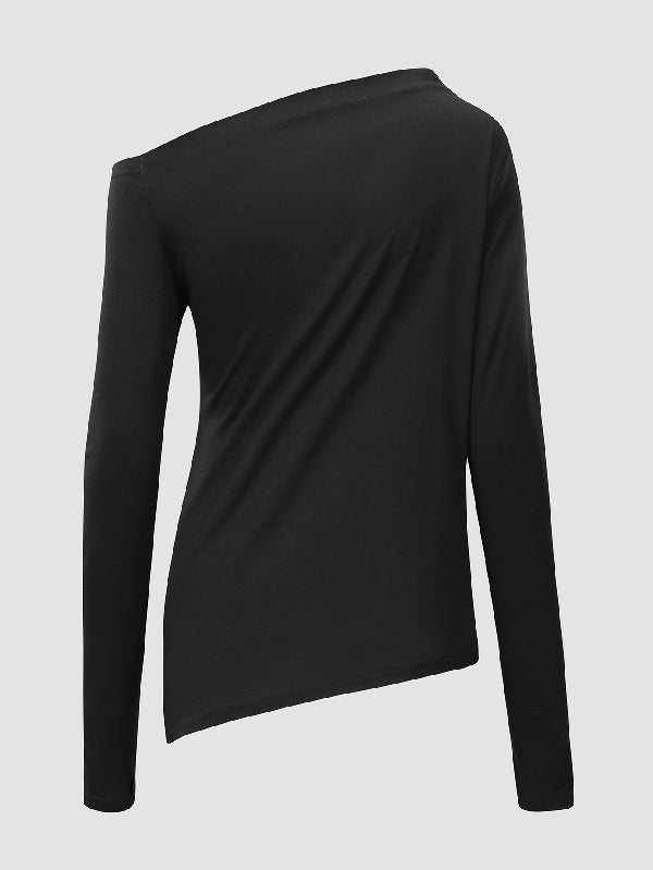 Well Tailored T-Shirt with a Graceful Silhouette