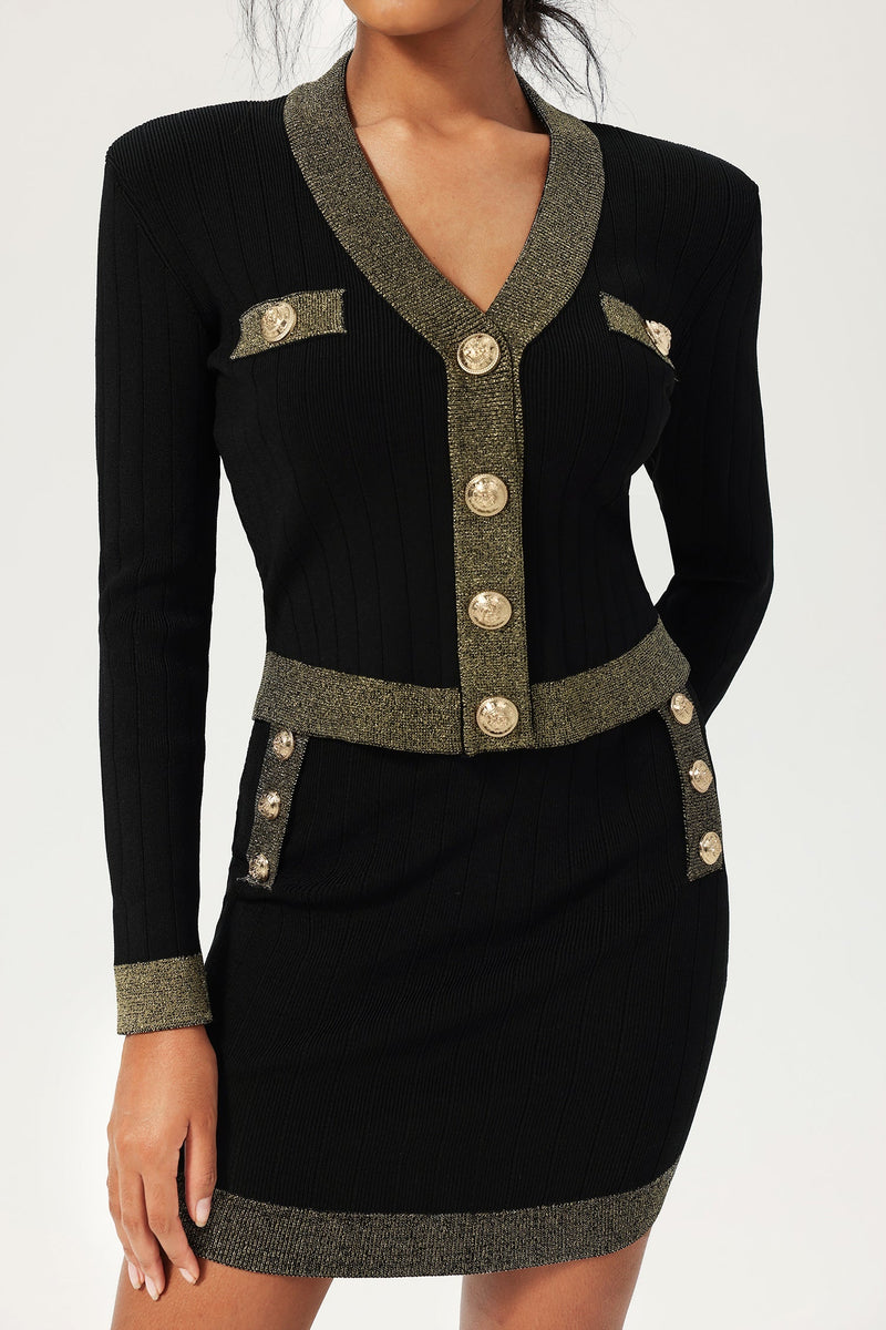 Sophisticated Garment with a Clean Classic Look