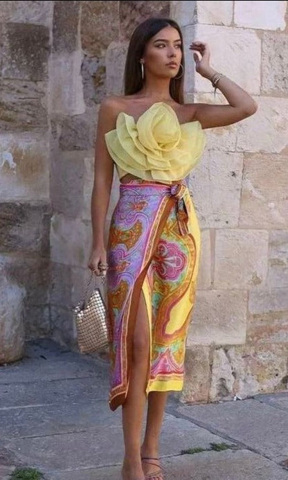 YELLOW