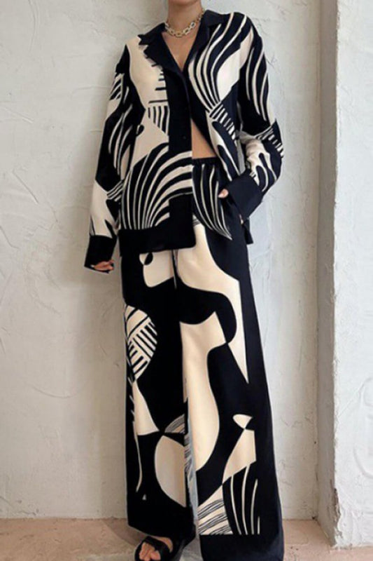 Classic Vintage Pants with a Flattering Fit