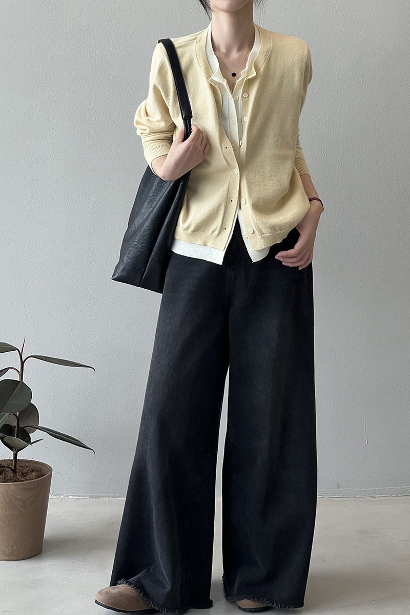 Classic Vintage & Enduringly Stylish Cardigan