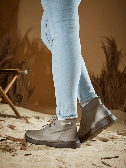 Polished Boots with an Effortless Classic Look