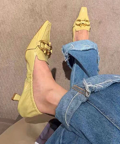 Well Tailored Heels with a Graceful Silhouette