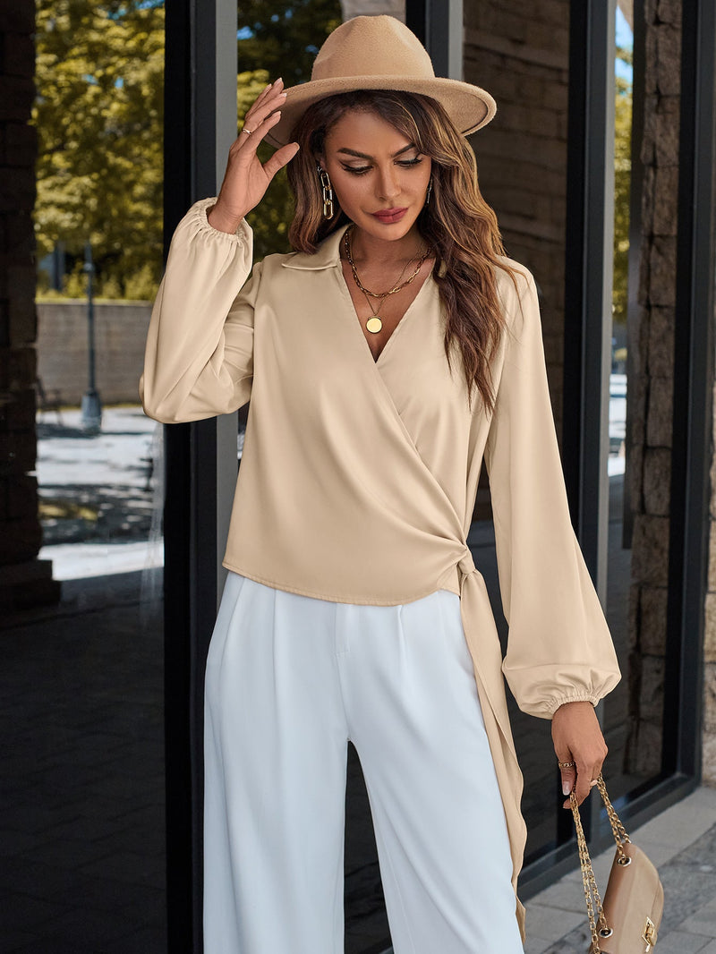 Well Tailored Top with a Graceful Silhouette