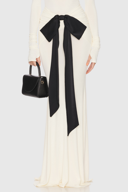 Gracefully Styled Garment for Any Occasion