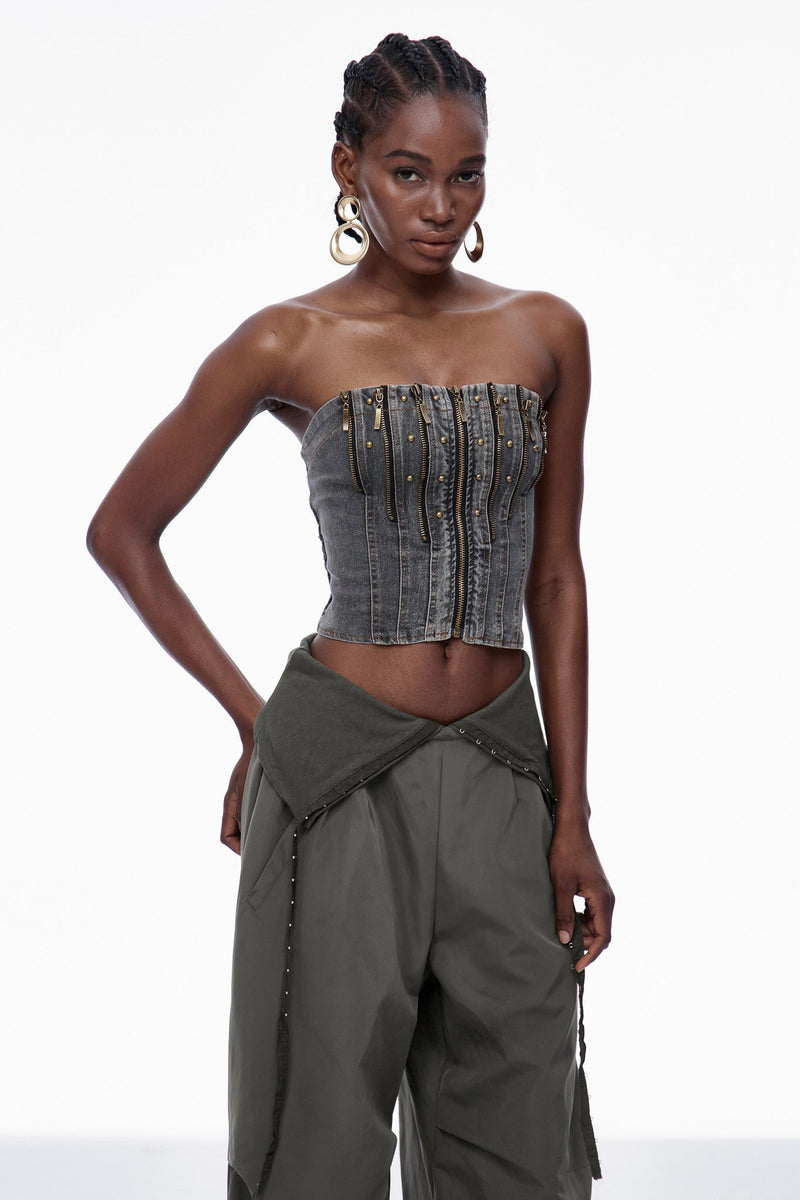 A Vintage Style Top with Delicate Timeless Details