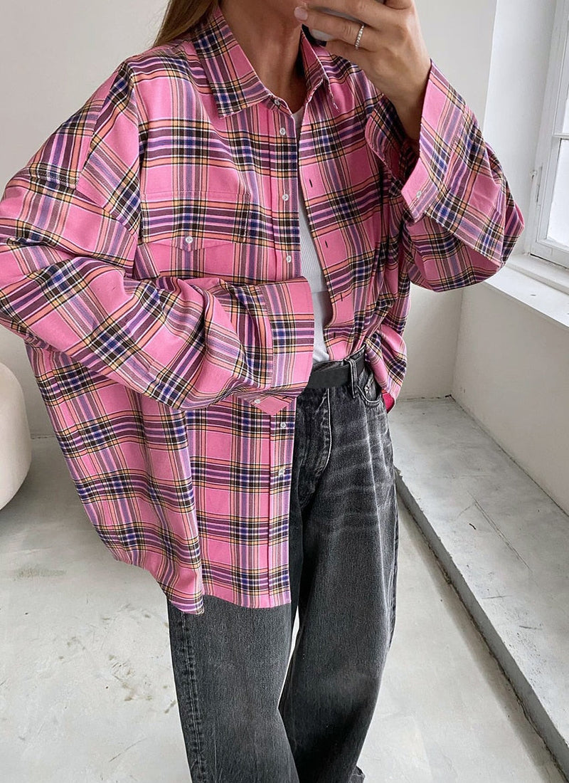 Elegantly Styled Shirt for Everyday Wear