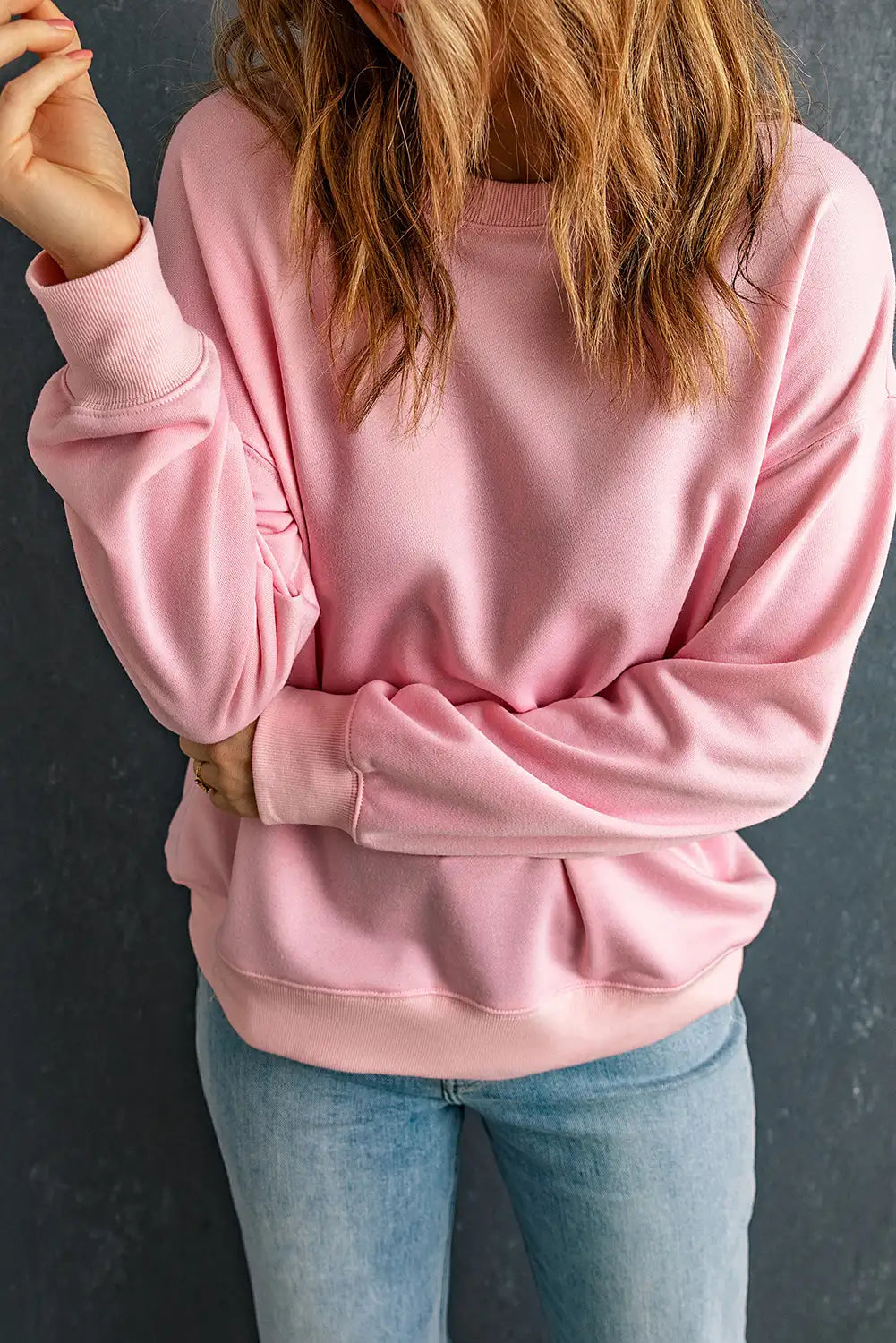 Well Tailored Pullover with a Graceful Silhouette