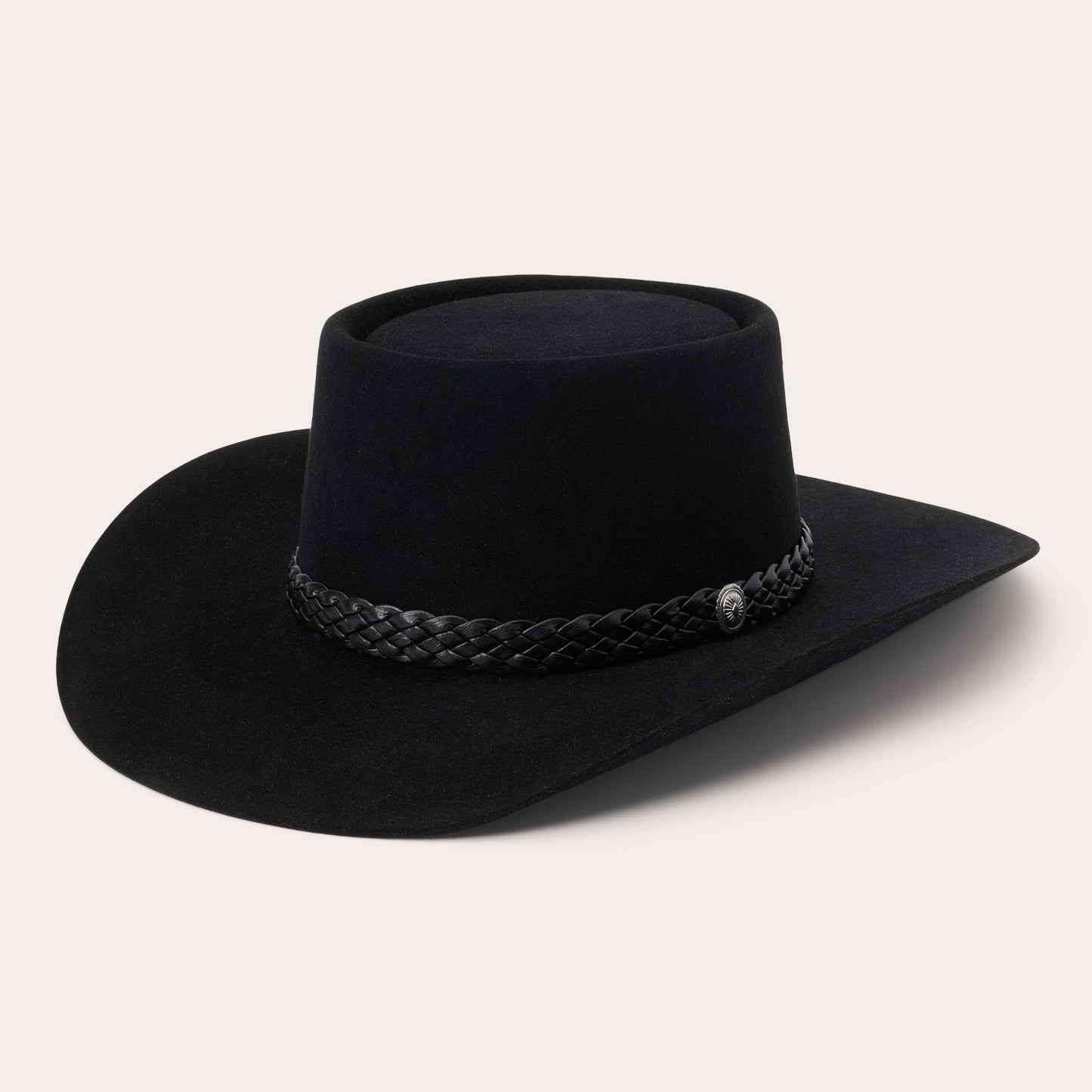 Well Tailored Garment with a Graceful Silhouette