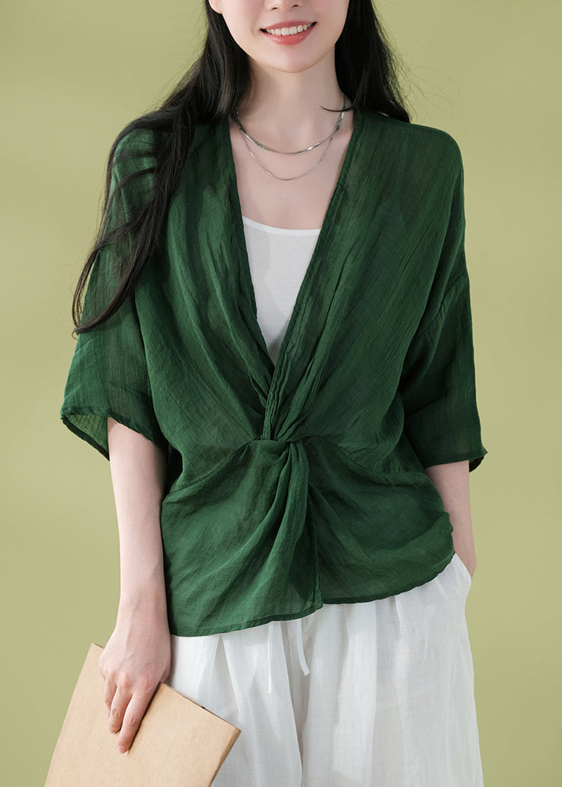 Beautifully Finished Top in a Timeless Design