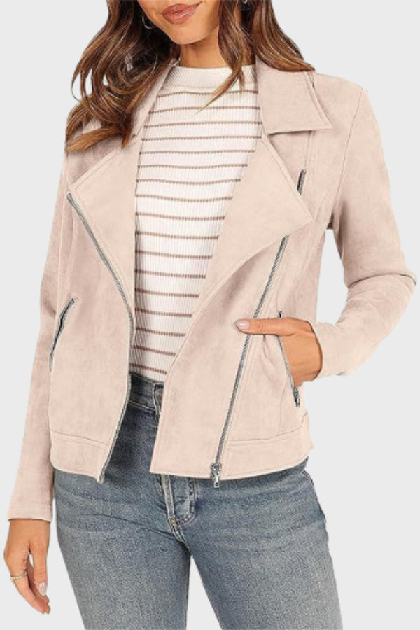 Well Tailored Jacket with a Graceful Silhouette