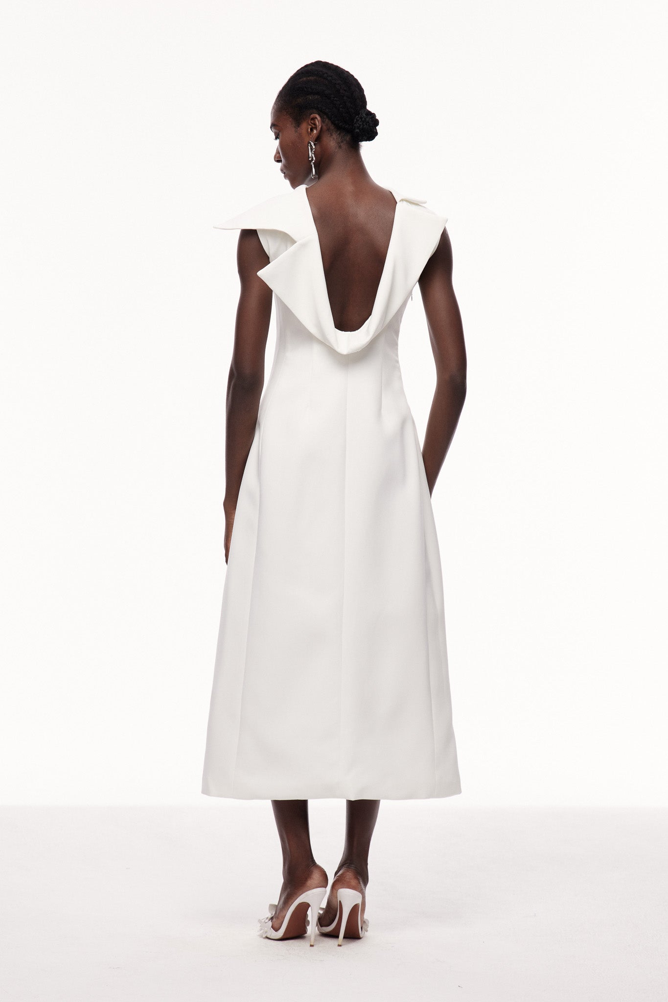 Classic Vintage Dress with a Flattering Fit