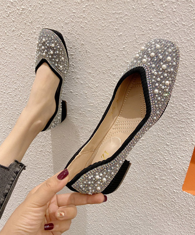 Classic Vintage Shoes with a Flattering Fit