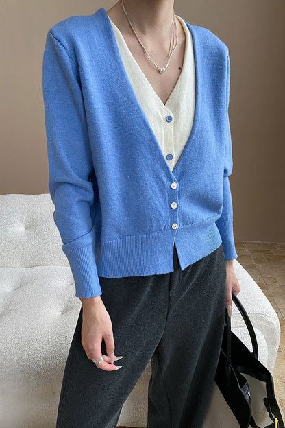 Classic Vintage Cardigan with a Flattering Fit
