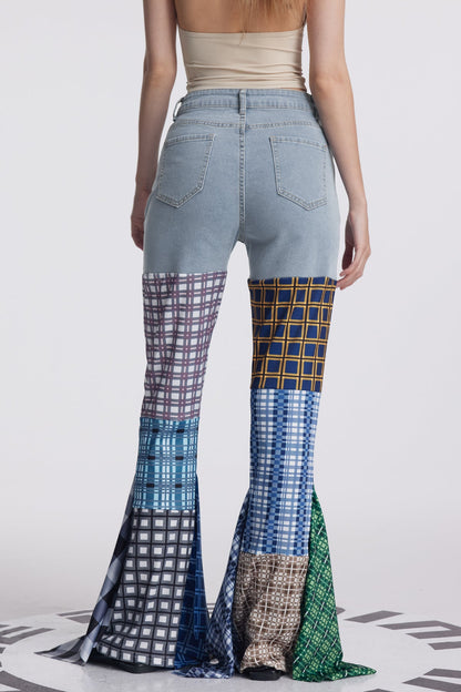 Effortlessly Elegant Pants with a Timeless Design