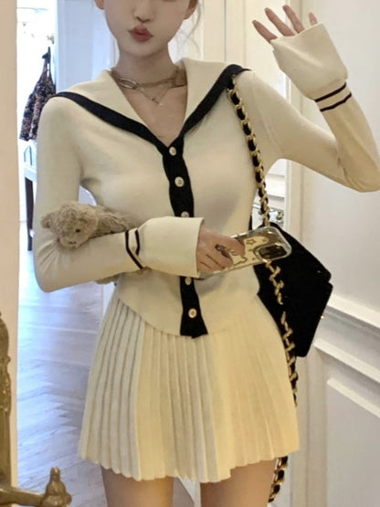 Polished Top with an Effortless Classic Look