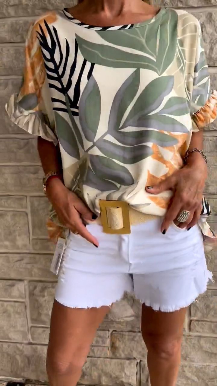 Classic Vintage Top with a Flattering Fit