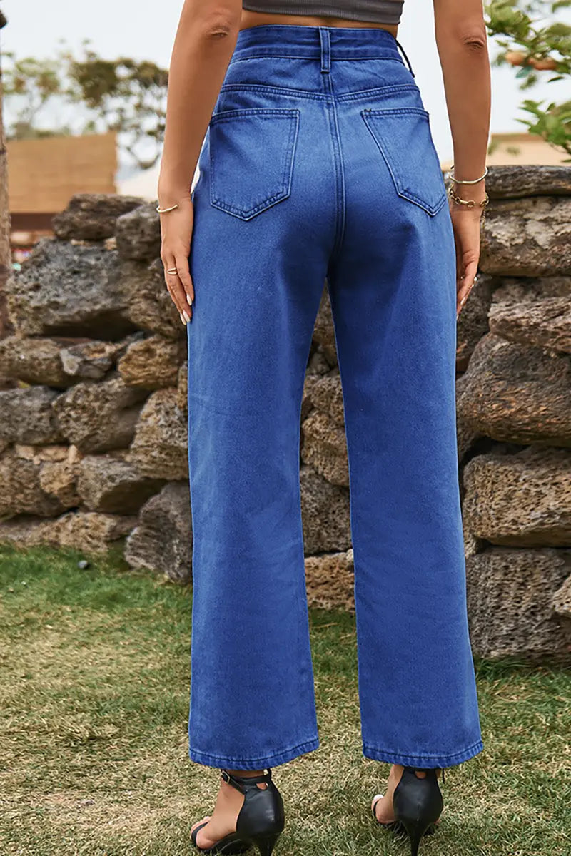 Sophisticated Pants with a Clean Classic Look