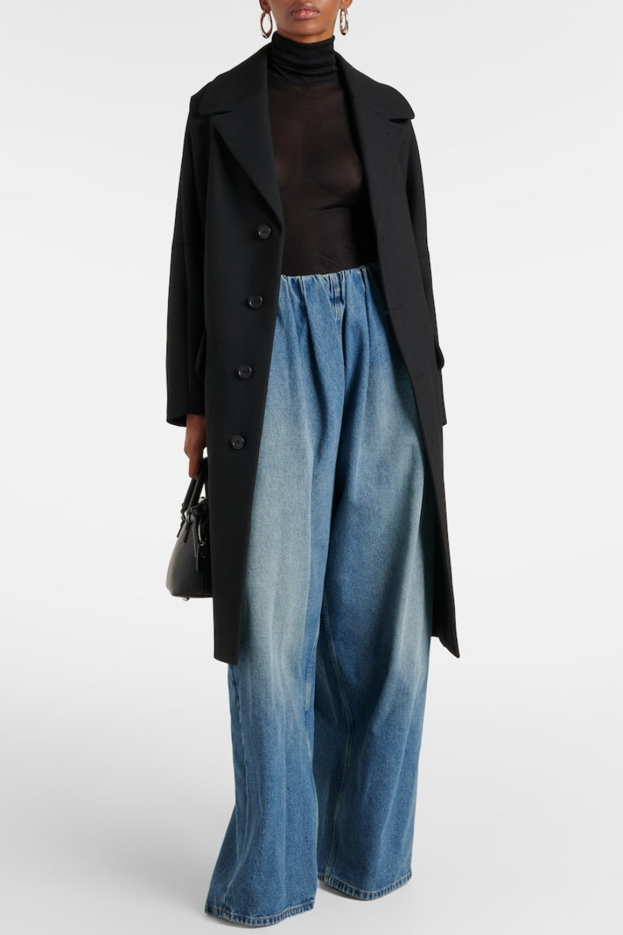 Beautifully Finished Garment in a Timeless Design
