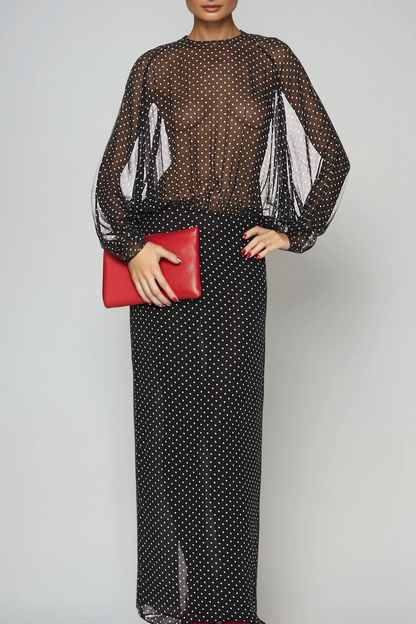 Gracefully Styled Dress for Any Occasion