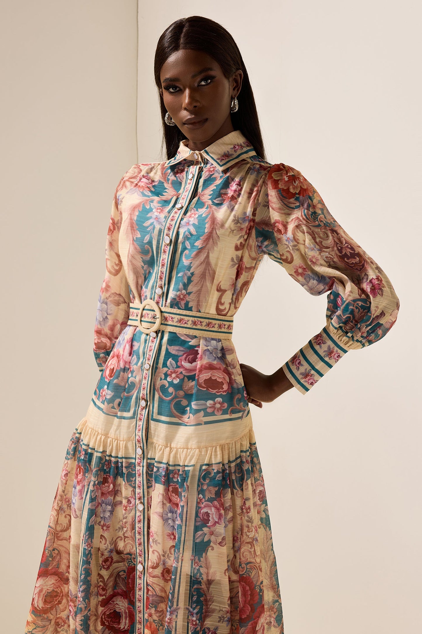 Beautifully Crafted Dress in a Classic Style