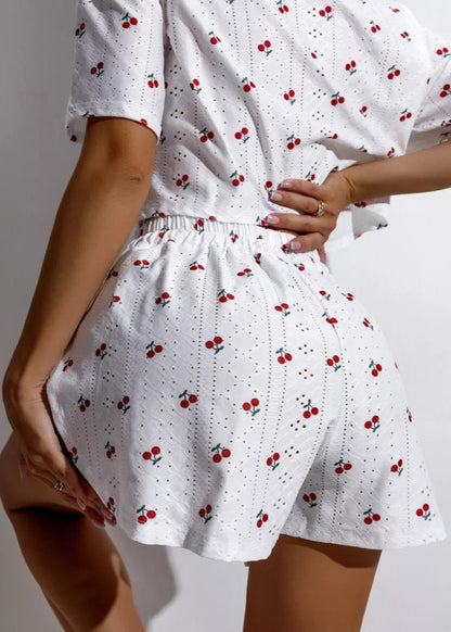 Classic Vintage Top with a Flattering Fit