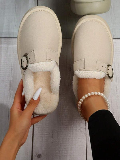 Effortlessly Elegant Shoes with a Timeless Design