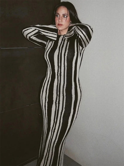 A Vintage Style Pullover with Delicate Timeless Details
