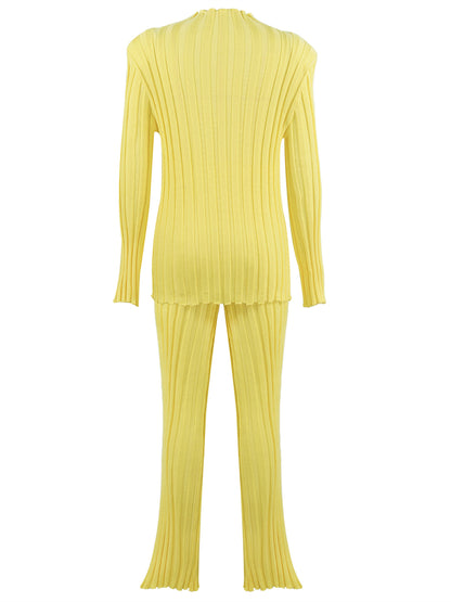 Beautifully Finished Sweater in a Timeless Design