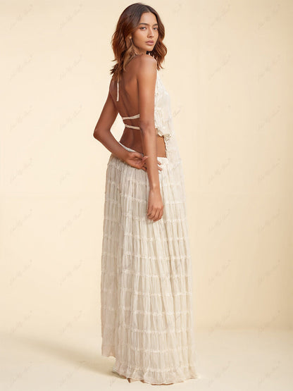 Beautifully Finished Garment in a Timeless Design