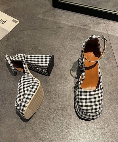 Beautifully Finished Heels in a Timeless Design